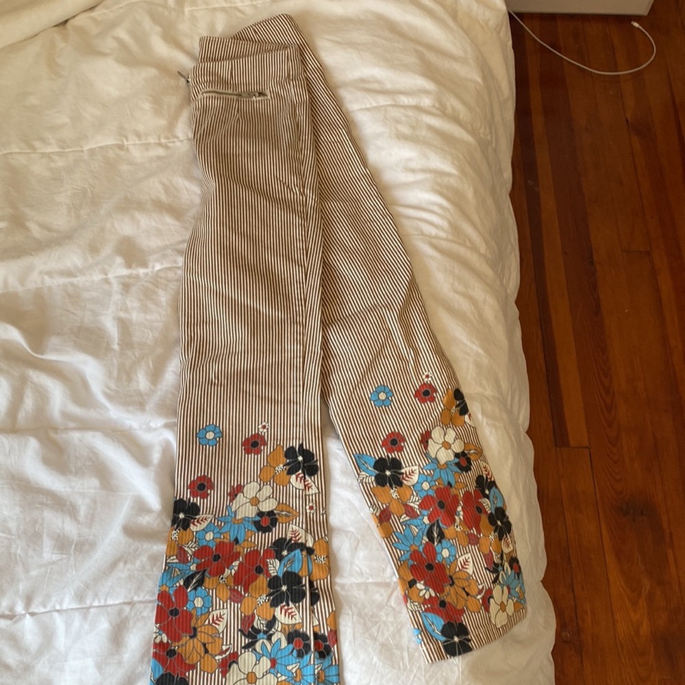 ankle cropped pants